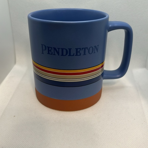 Pendleton Mug; powder blue with stripes, 18oz national parks collection - Picture 3 of 8